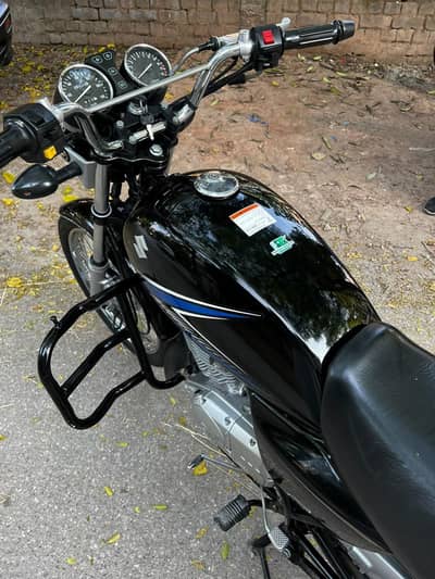 Suzuki Gs150