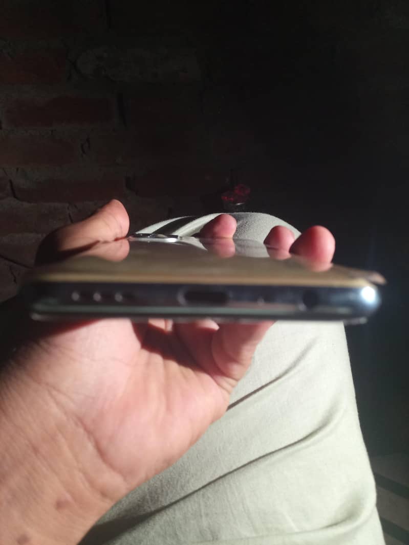 OPPO Reno6 1