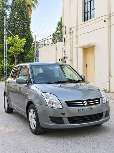 Suzuki Swift DLX Navigation 2013 (03335801160)