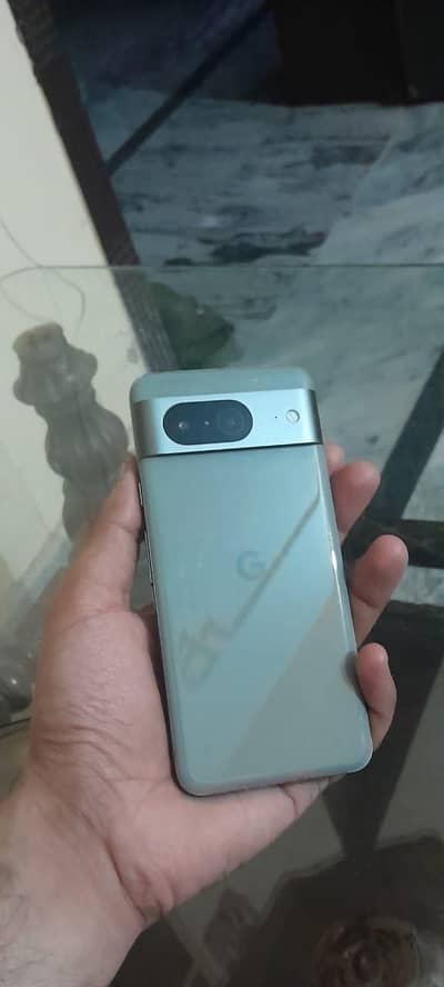 Google Pixel 8
