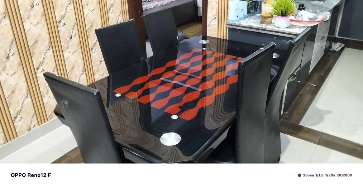 Dinning Table 0