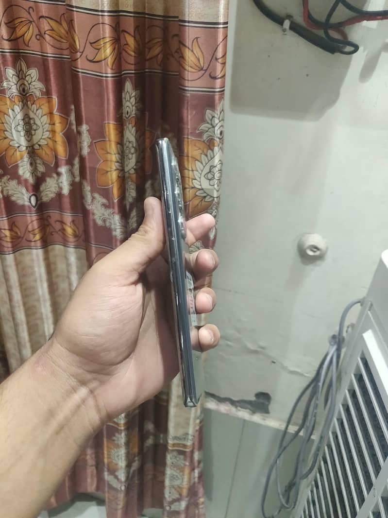 Tecno CAMON 40 Pro 3
