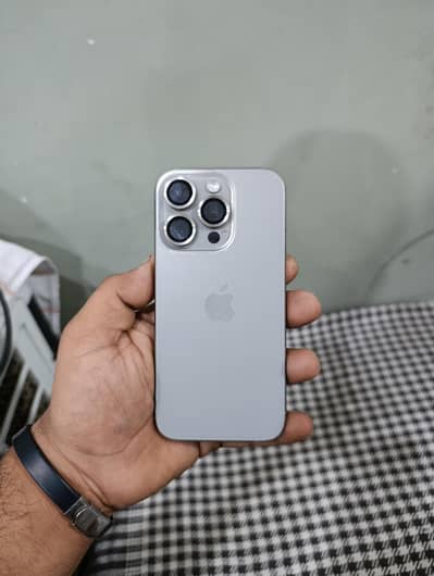 Apple iPhone 15 Pro