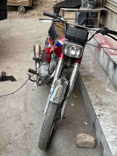 Honda 125 2005 model engine ok condition not bad