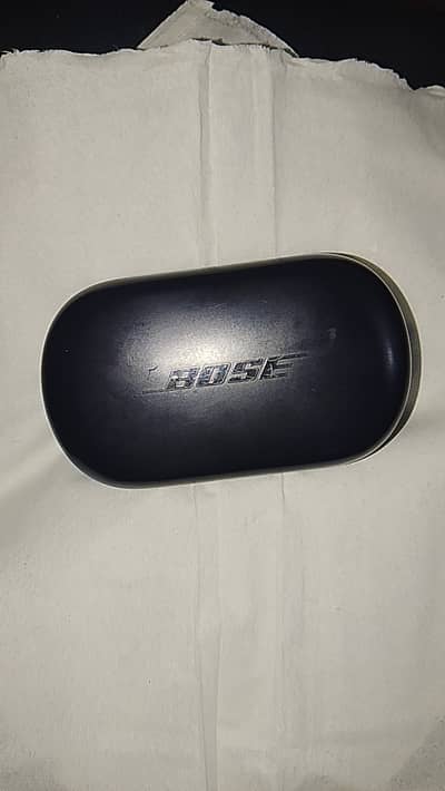 Bose Original earbuds available in good condition