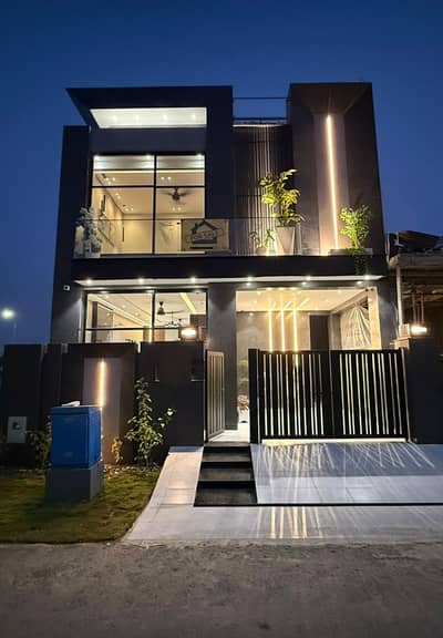 TOP LOCATION 5 MARLA ELEGANT AND FULLY MAINTAINED SUPER HOT LOCATED BUNGALOW ON MAIN 150-FEET WIDE ROAD IS AVAILABLE IN THE BEST BLOCK OF DHA PHASE 9-TOWN LAHORE AT A VERY REASONABLE DEMAND.