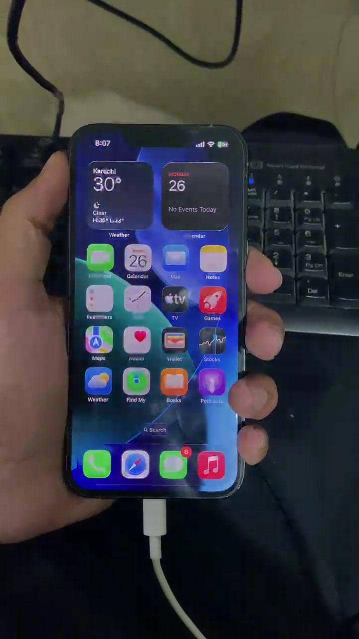 Apple iPhone 13 Pro 2