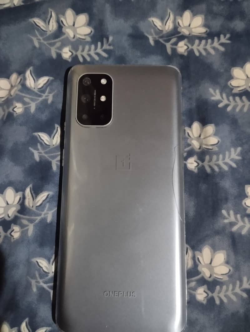 One Plus 8T 12/256 0