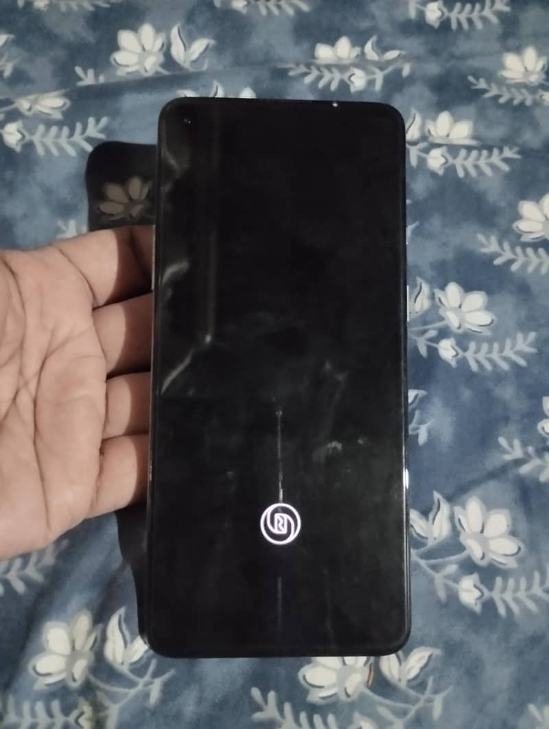 One Plus 8T 12/256 7