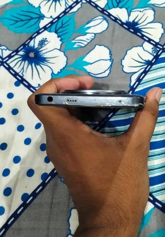 Realme 13 Plus 1