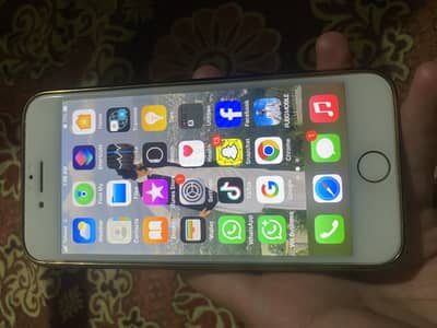 Apple iPhone 7