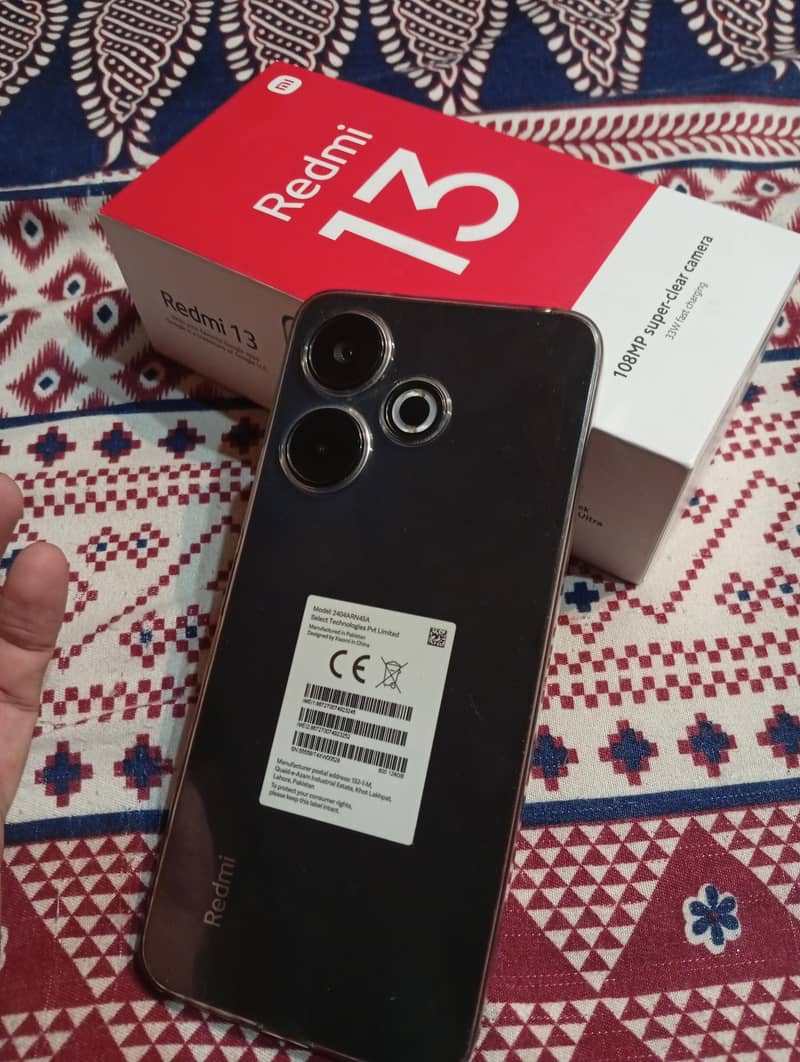 Realme 13 0