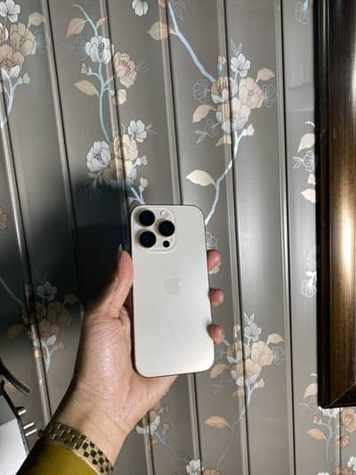 Apple iPhone 16 Pro Non PTA JV