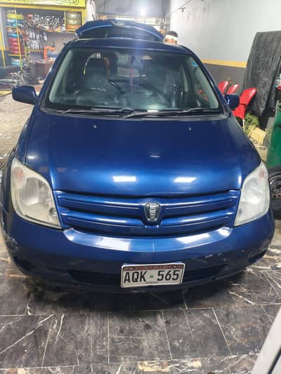 Toyota IST 2007