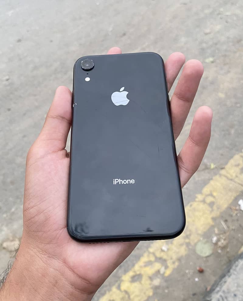 Apple iPhone XR 3