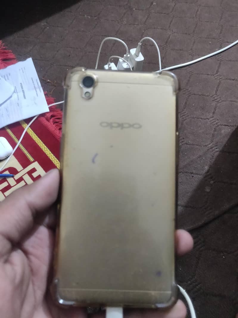 OPPO A37 1