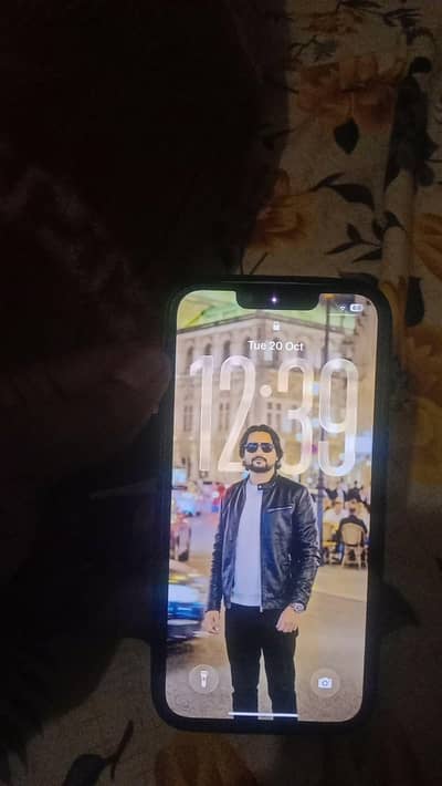 Apple iPhone 14 bypass glass crack