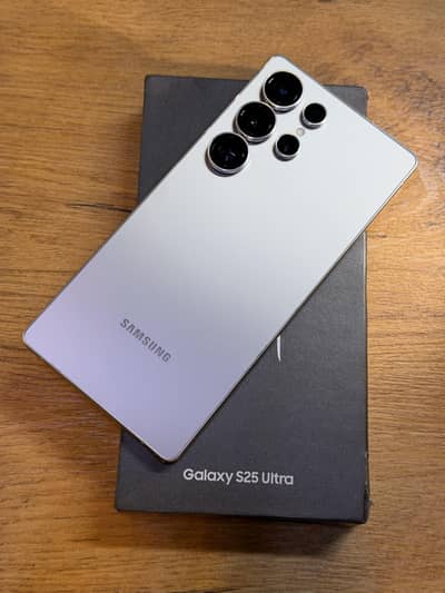 Samsung S25 Ultra Official pta Aproved 12gb/256gb with box cabl charg