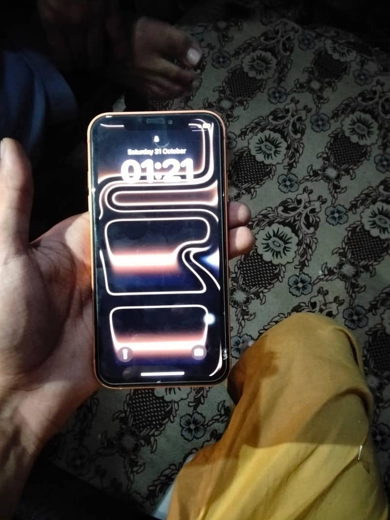 Apple iPhone XR 1