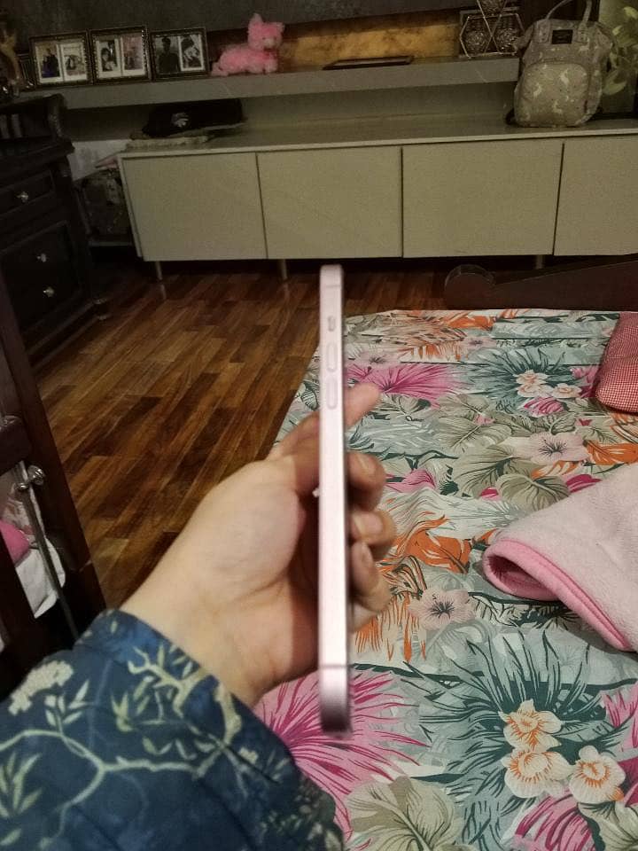 Apple iPhone 15 plus Jv 4
