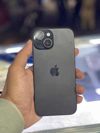 Apple iPhone 15
