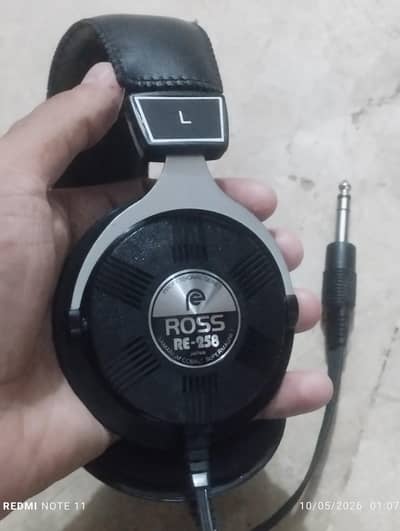 VINTAGE 1980s ROSS JAPAN RE-258 STUDIO GRADE WIRED HEADPHONES
