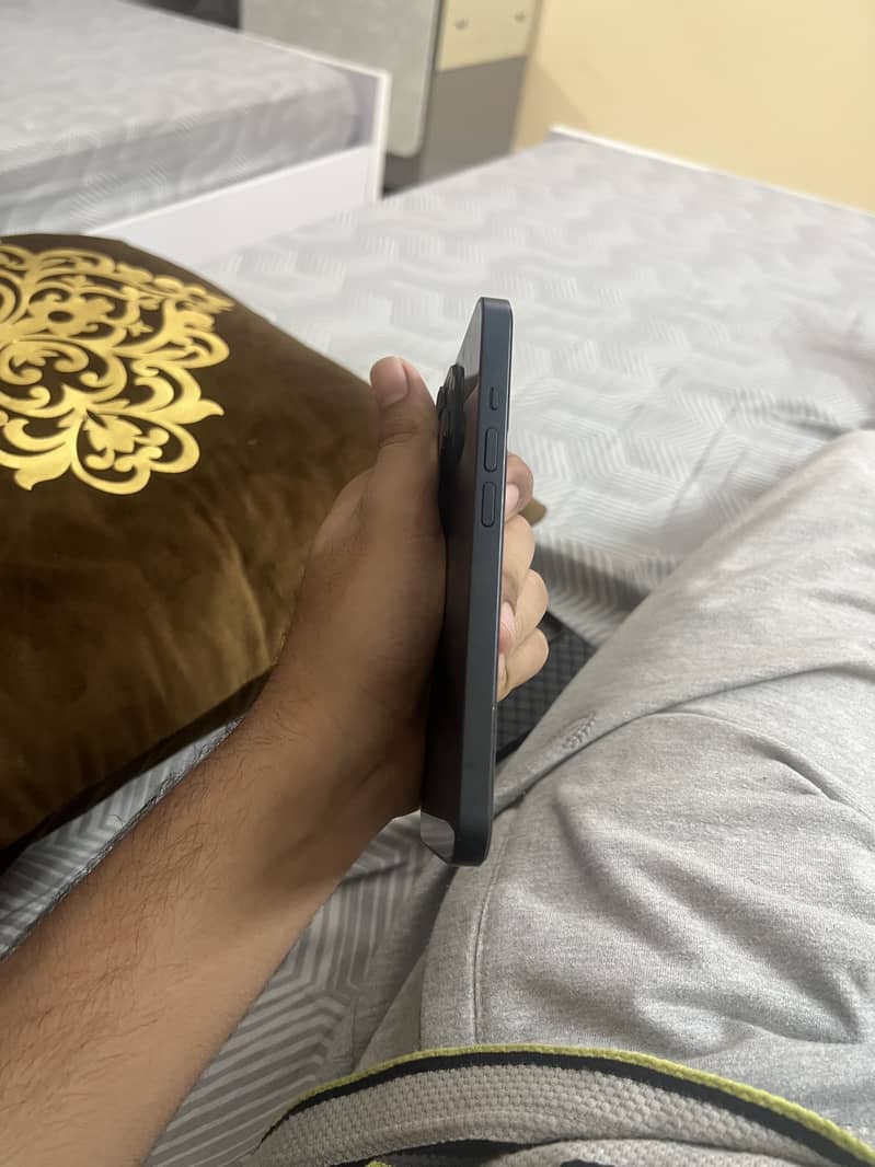 Apple iPhone 14 0