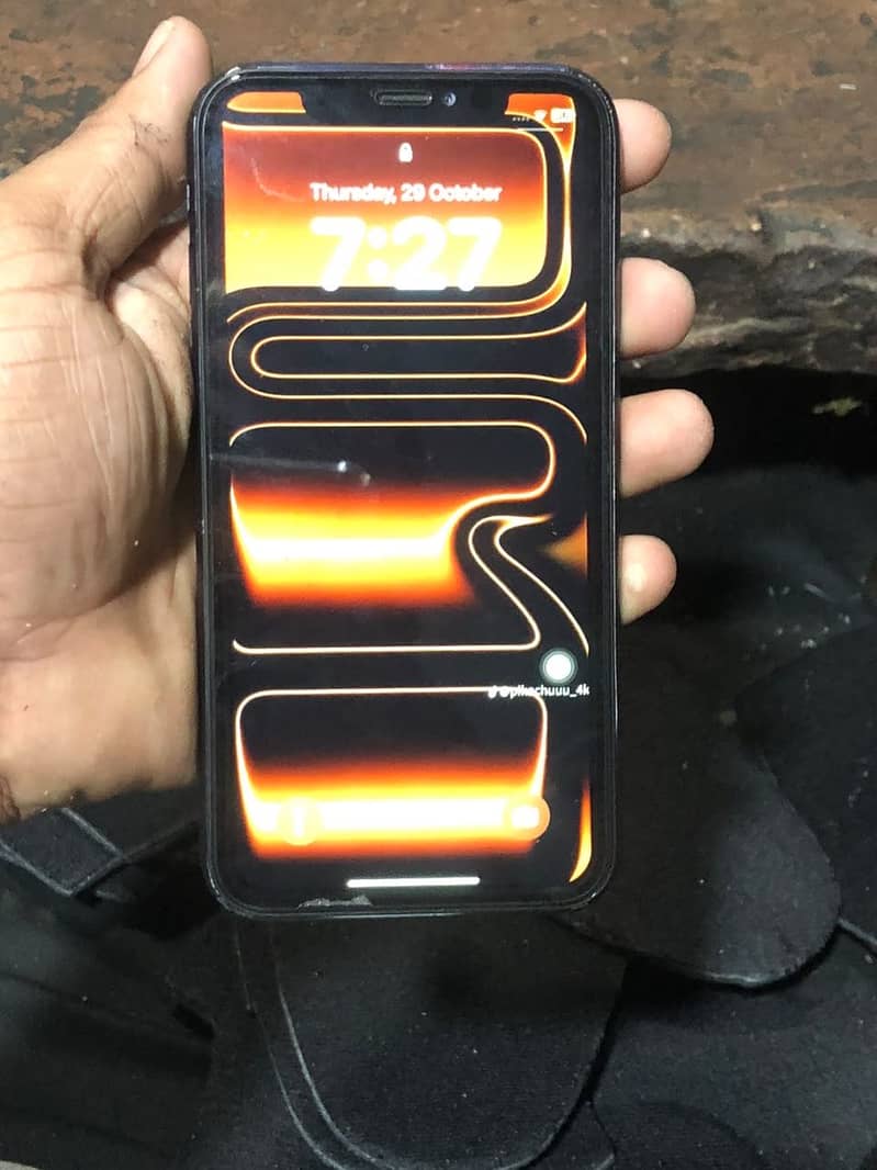 Apple iPhone XR 0