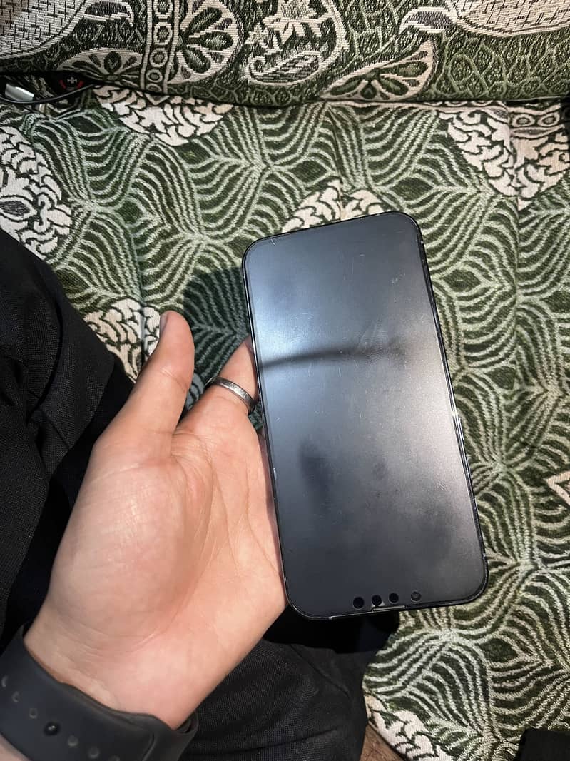 Apple iPhone 13 Pro 1