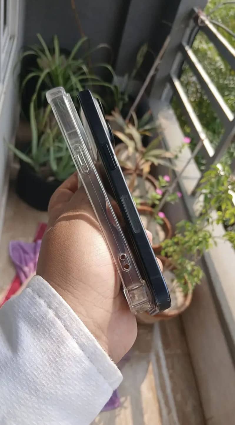Apple iPhone 15 Pro 1