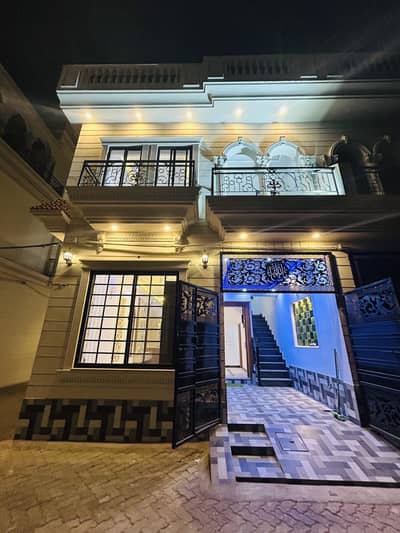 3.25 Marla Brand new 2.5 story house for sale at margzar near to Sabzazar Fori Rabta keray