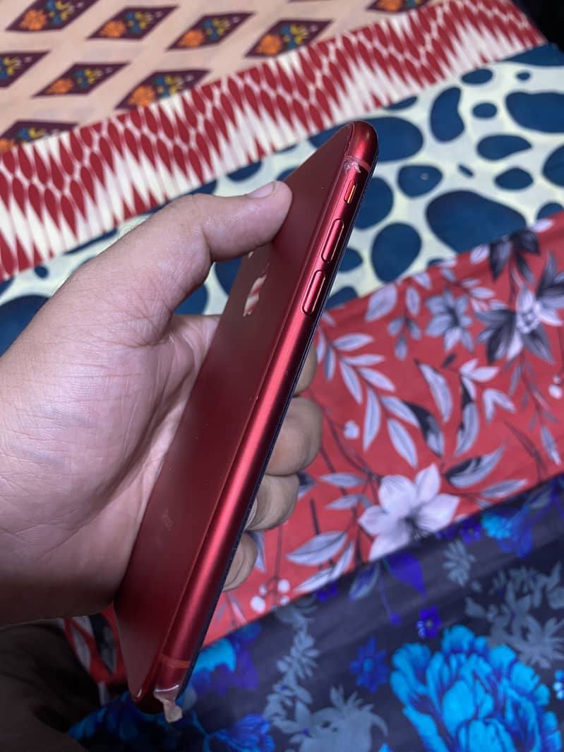Apple iPhone XR 1
