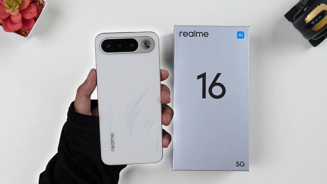 Realme 16 0