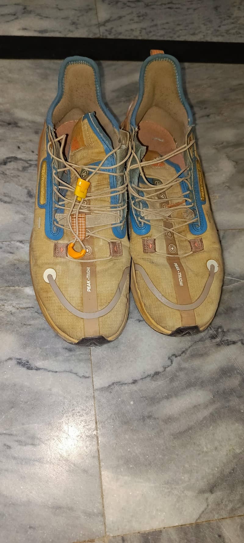 used shoes 0