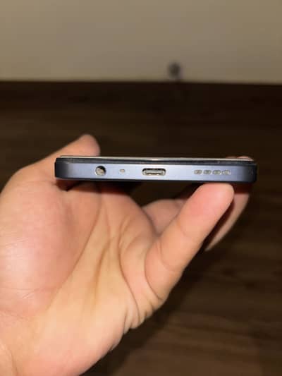 Realme note 70