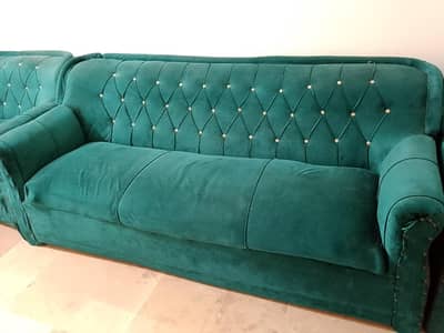 5 seater green color
