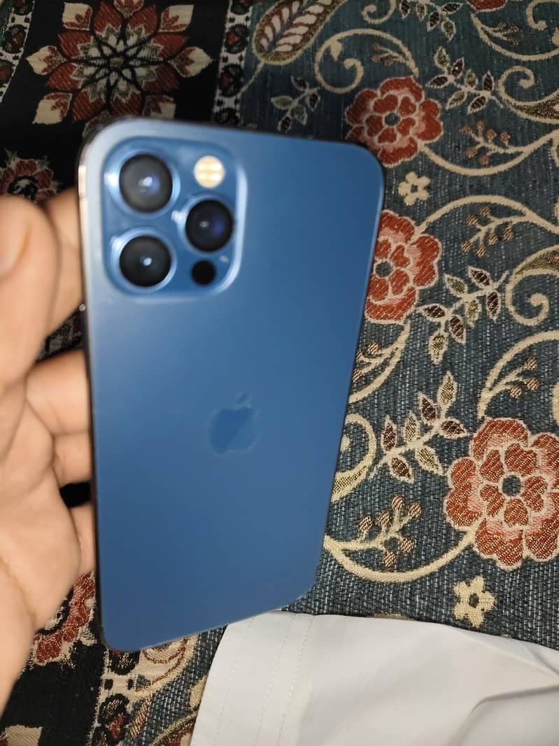 Apple iPhone 12 Pro 0