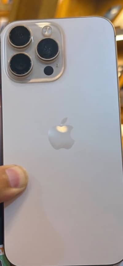 Apple iPhone 16 Pro Max