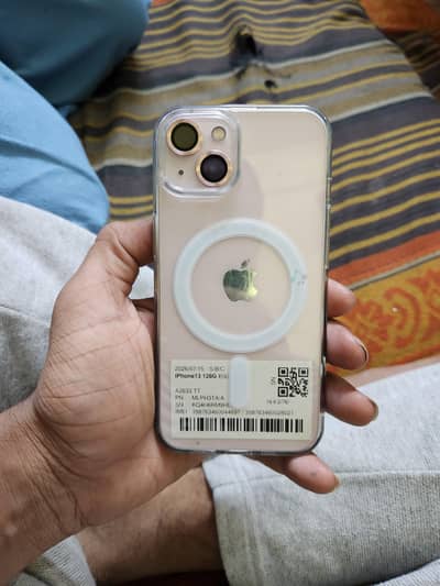 Apple iPhone 13