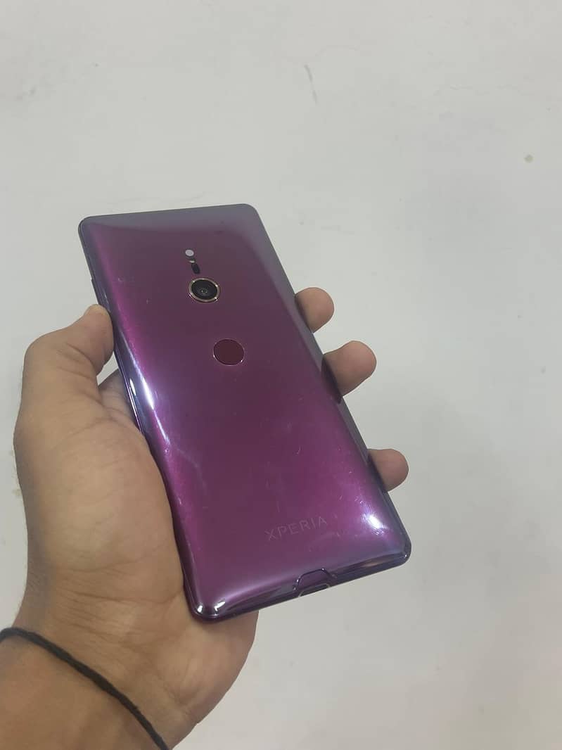 Sony XZ3 1