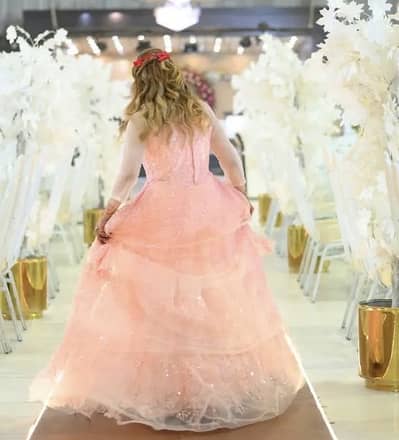 Fairy frock for sale - 1 dafa hi pehni hai, bilkul new jesi hai.