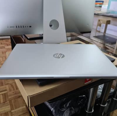 HP ProBook core i5 226GB SSD 8GM RAM Model 450 g5
