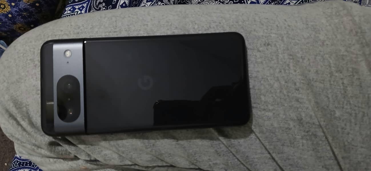 Google Pixel 8 0