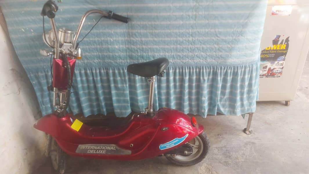 Mini Scooty 0