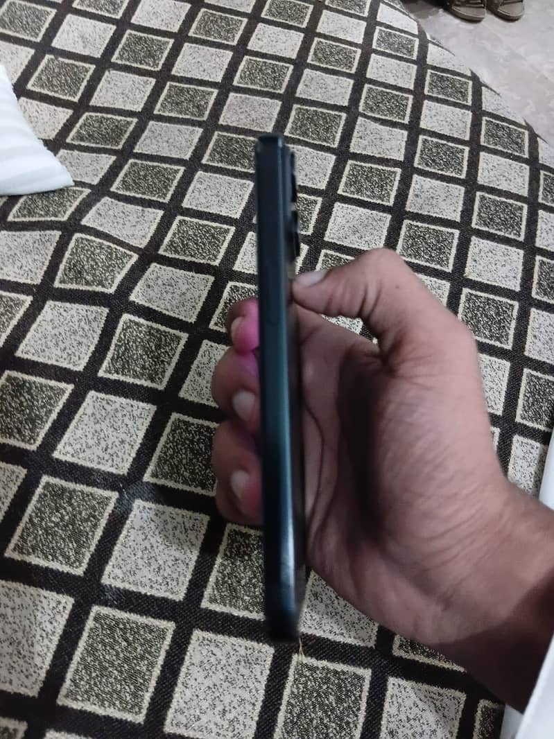 Apple iPhone 15 1