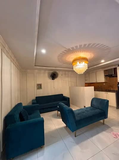 Luxury 2 BED FLAT FURNISHED Available For RENT In Bahria Town Lahore