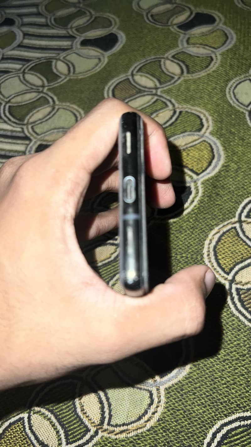 Google Pixel 6a 5
