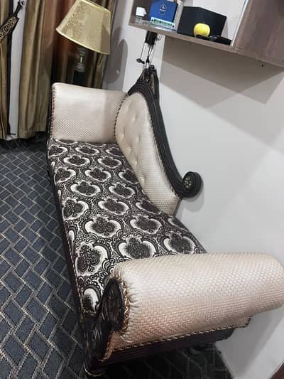 Beautiful 3-Seater Sofa Dewan | Excellent Condition | Like New