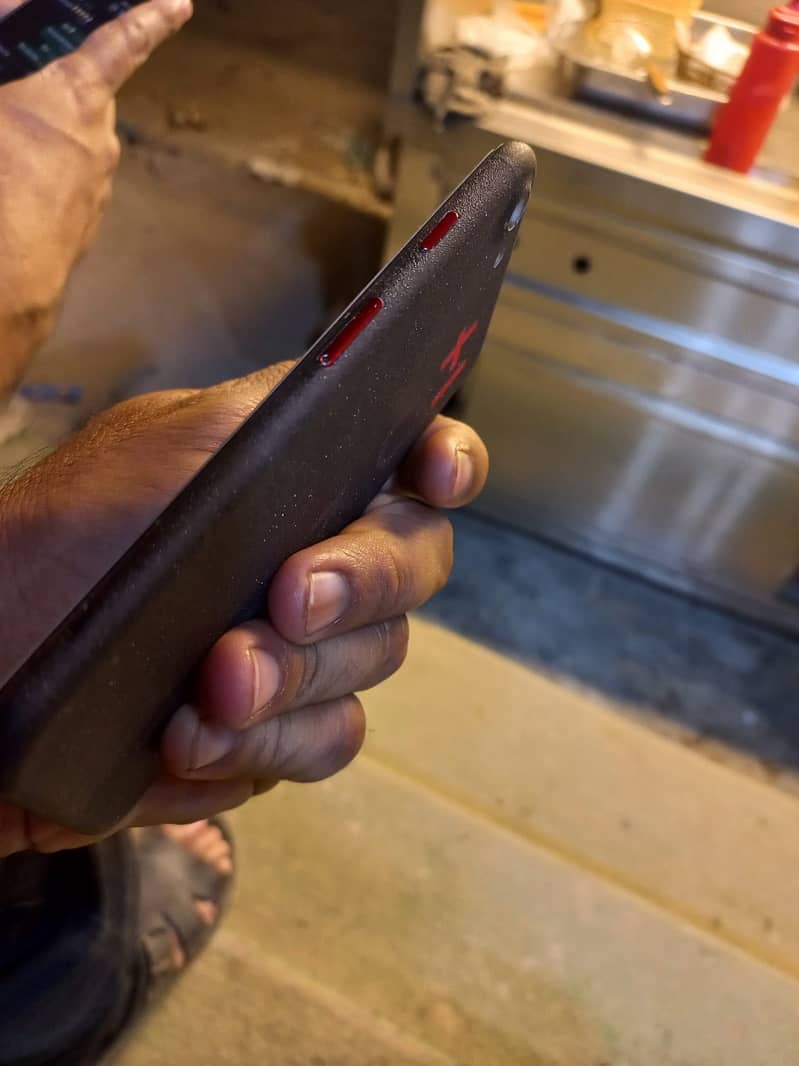 iPhone 7 PTA approved 1