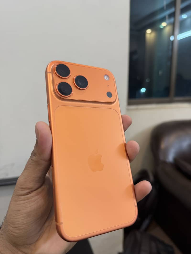 Apple iPhone 17 Pro Max 7